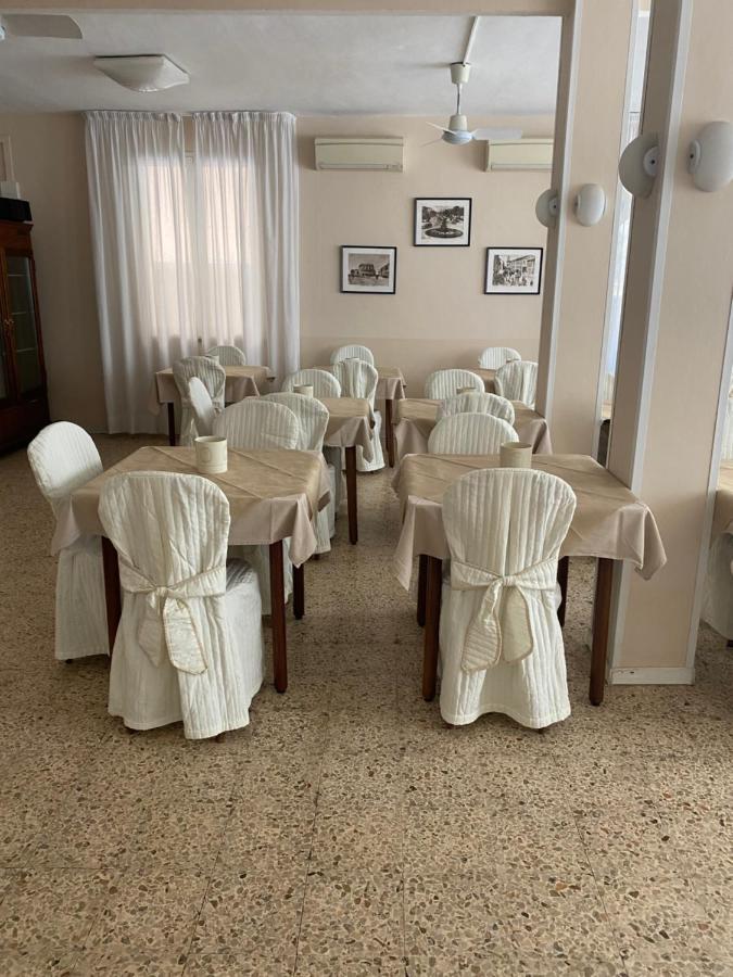B&B Hotel Lucciola Cattolica Exterior photo
