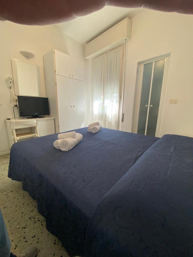 B&B Hotel Lucciola Cattolica Exterior photo