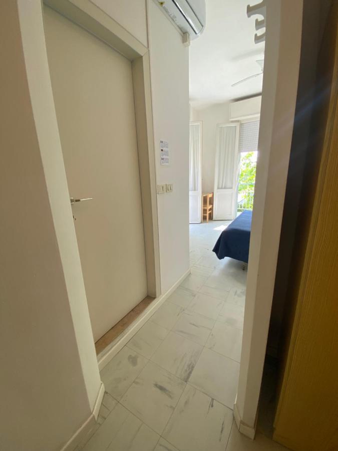 B&B Hotel Lucciola Cattolica Exterior photo